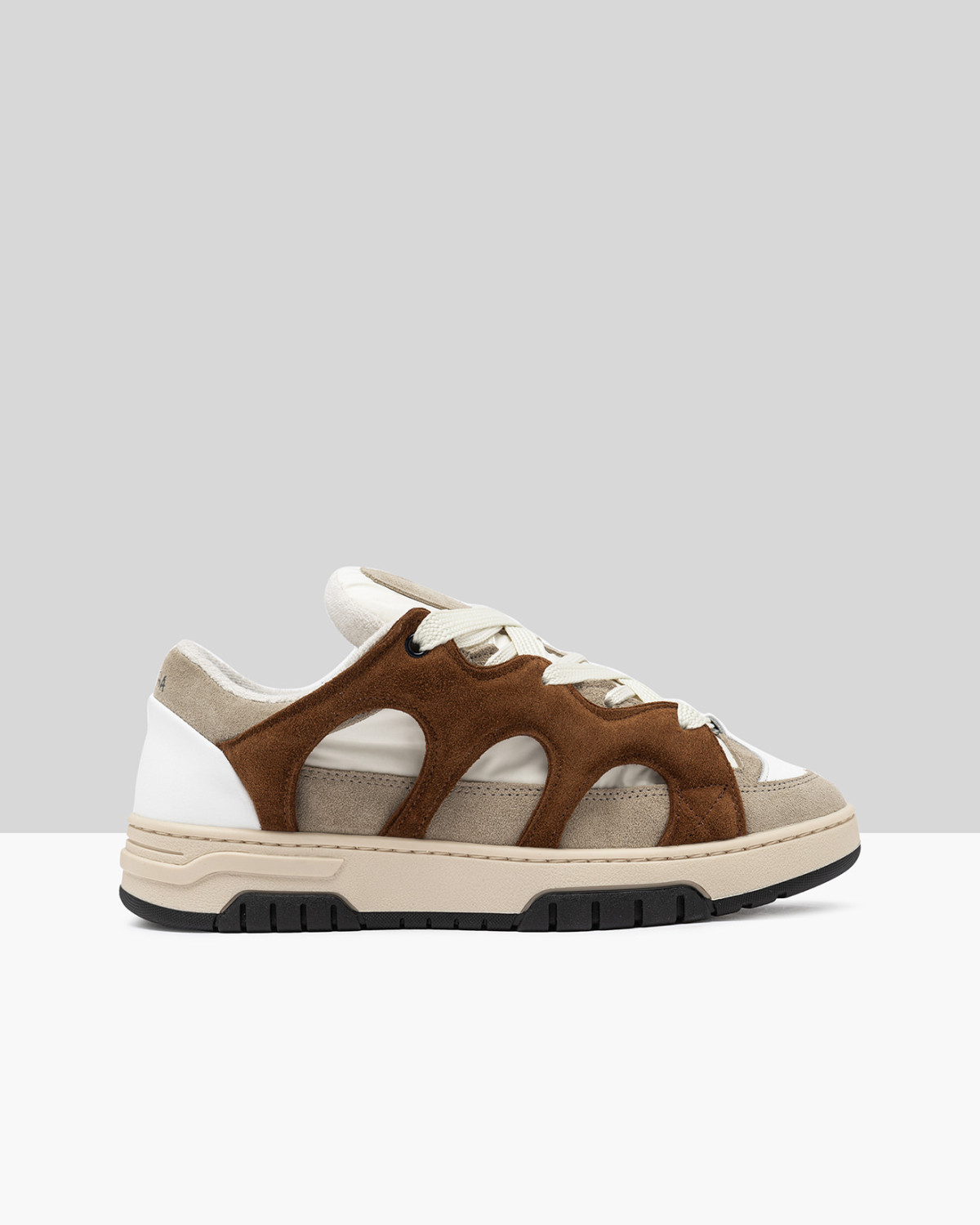 SANTHA: SANTHA MODEL 1 ORIGINAL CREAM-BROWNIE 