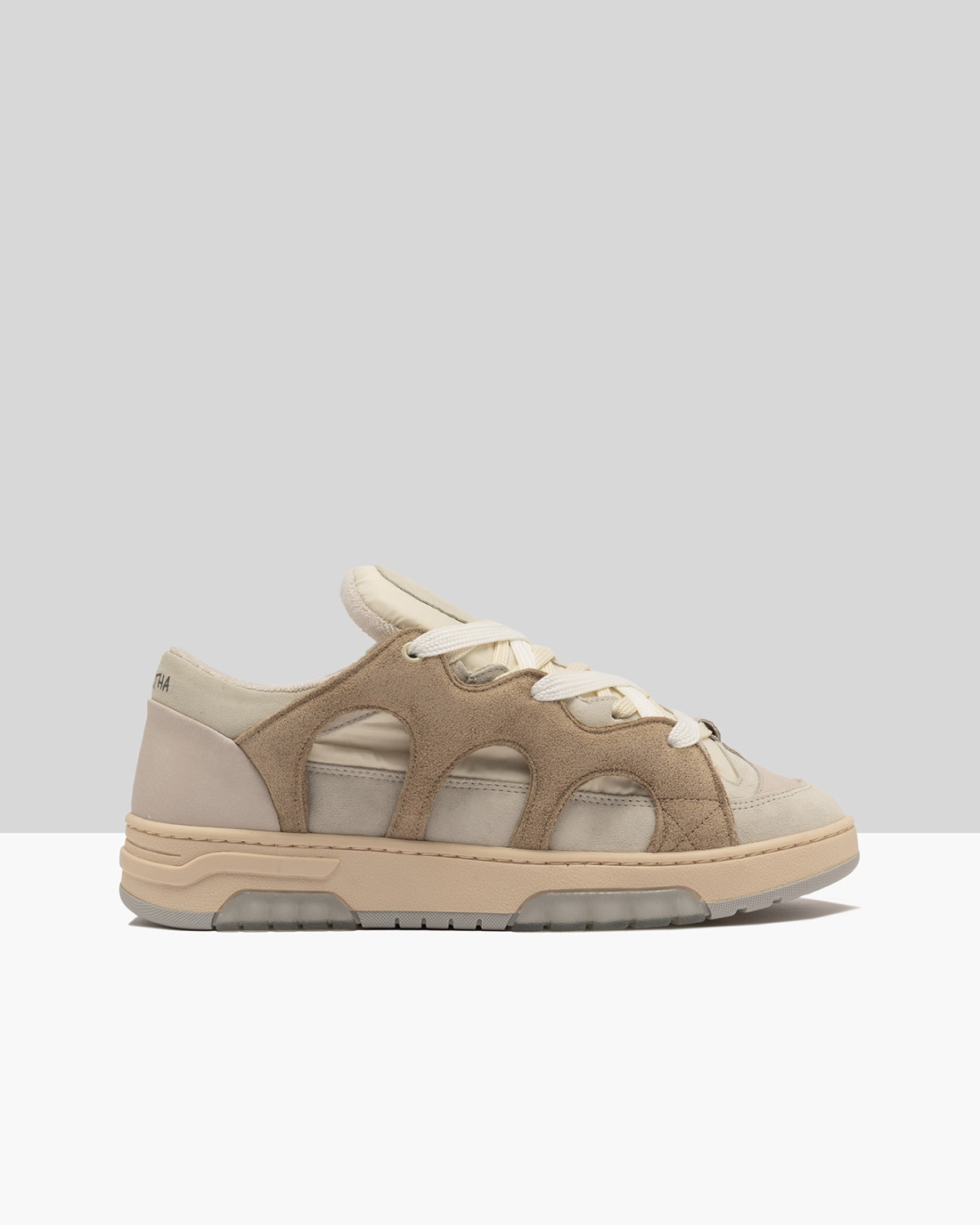 SANTHA: SANTHA MODEL 1 ORIGINAL CREAM-OFF WHITE