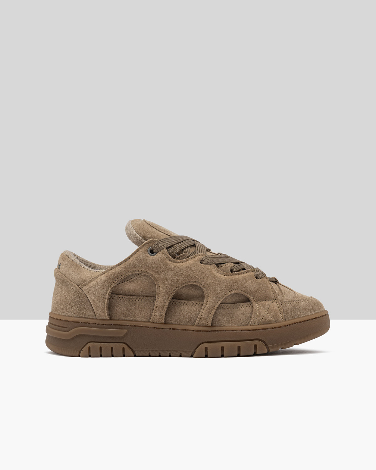 SANTHA: SANTHA MODEL 1 TOTAL SUEDE SAND 