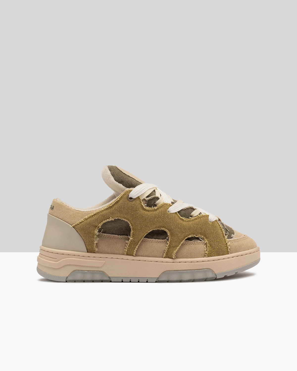 SANTHA: SANTHA MODEL 1 TRIPLE CANVAS SAND