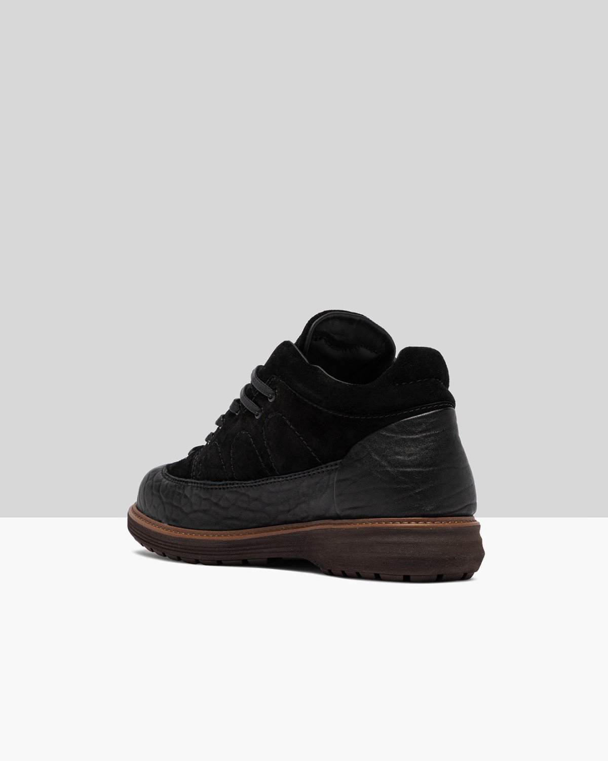 SANTHA: SANTHA DOLOMIA SUEDE TOTAL BLACK 