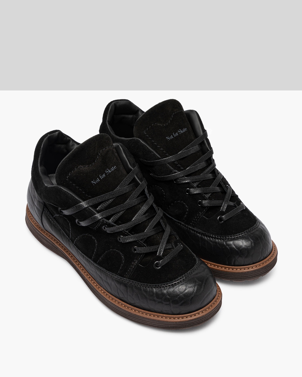 SANTHA: SANTHA DOLOMIA SUEDE TOTAL BLACK 