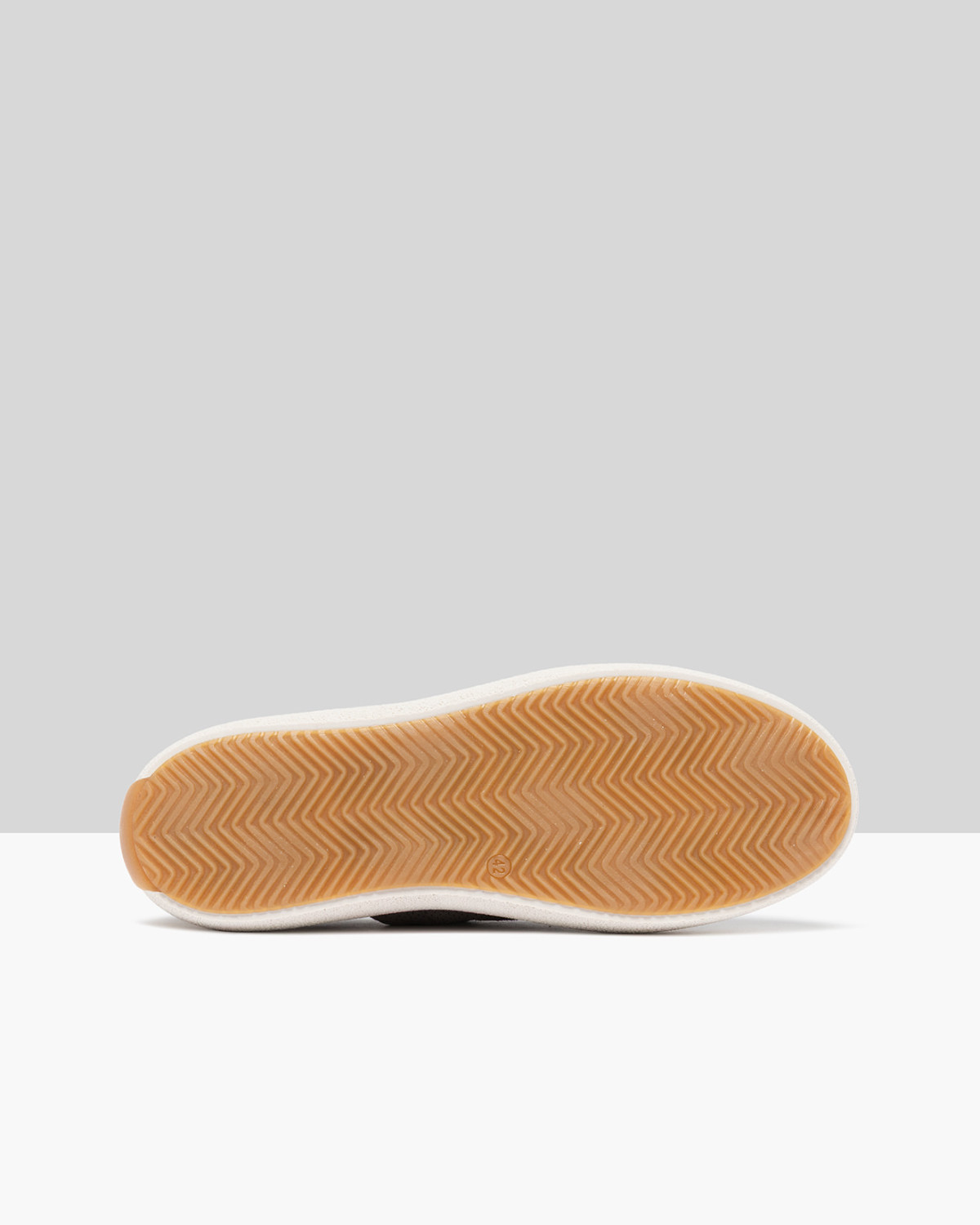 SANTHA: SANTHA IMSOUANE PERFORATED GREY