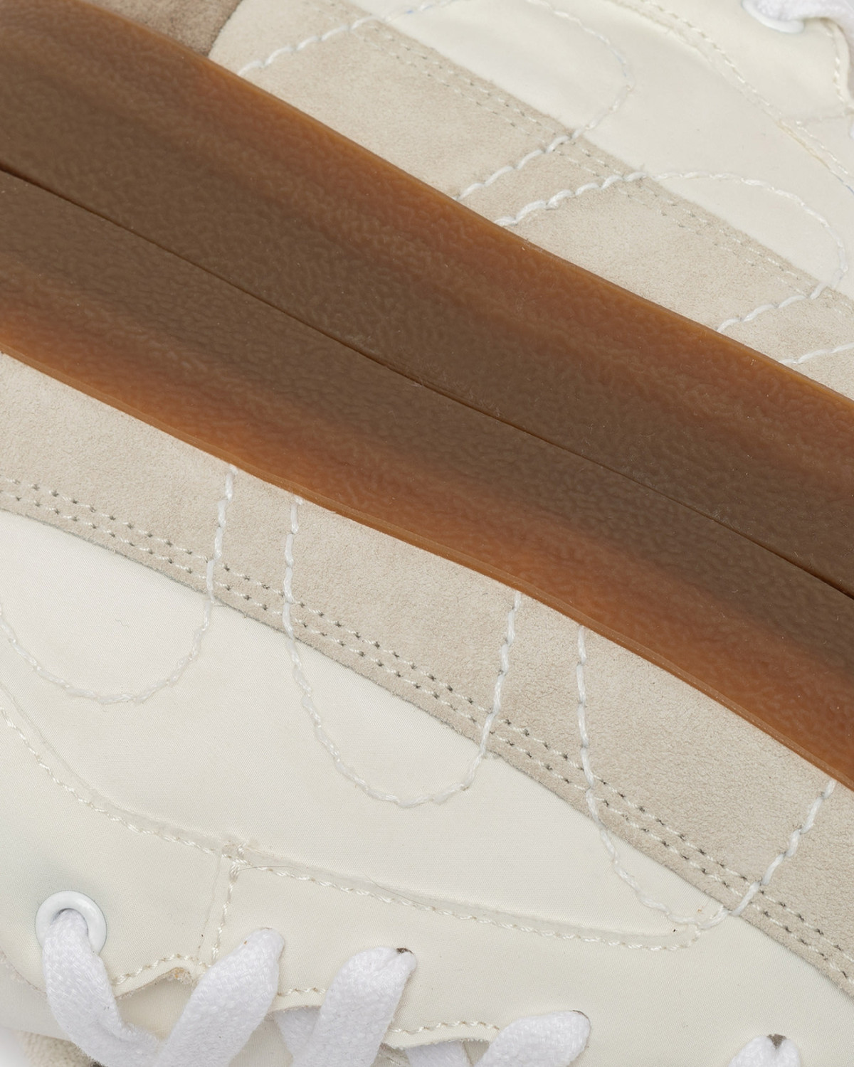 SANTHA: SANTHA LOVE CUT NYLON WHITE