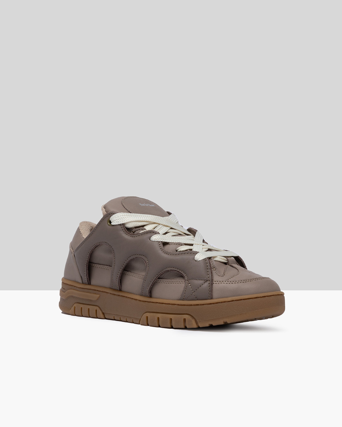 SANTHA: SANTHA MODEL 1 CALF TAUPE