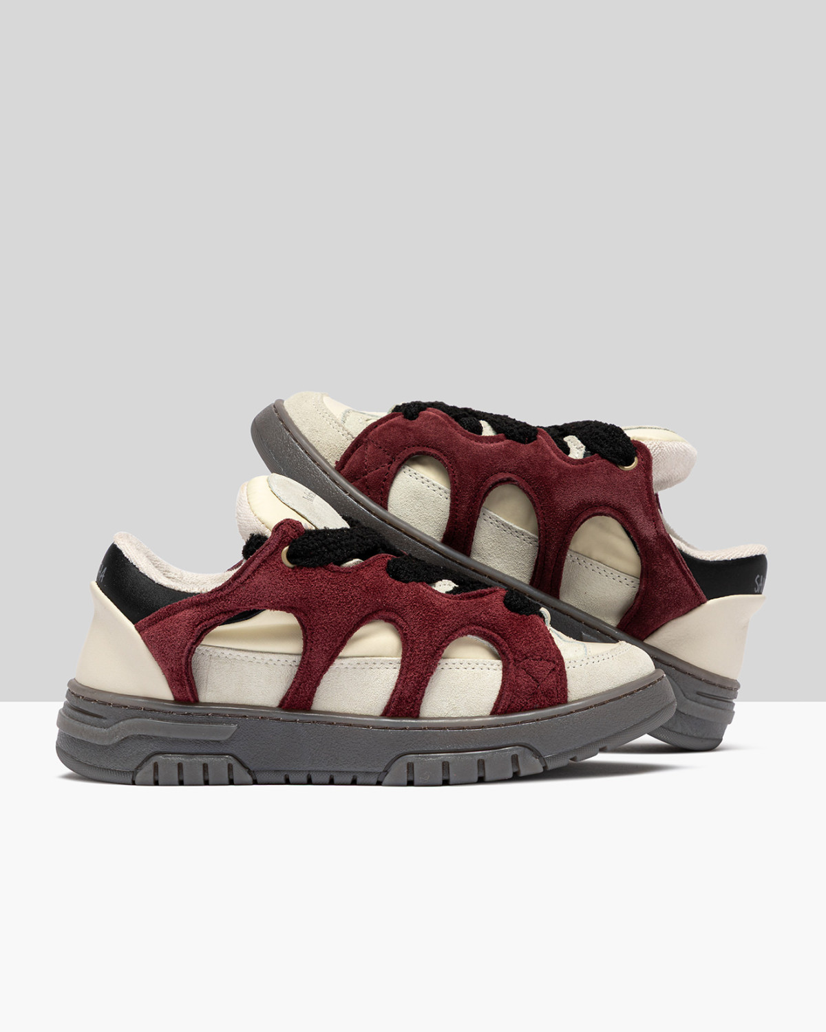 SANTHA: SANTHA MODEL 1 CONTRAST BURGUNDY 