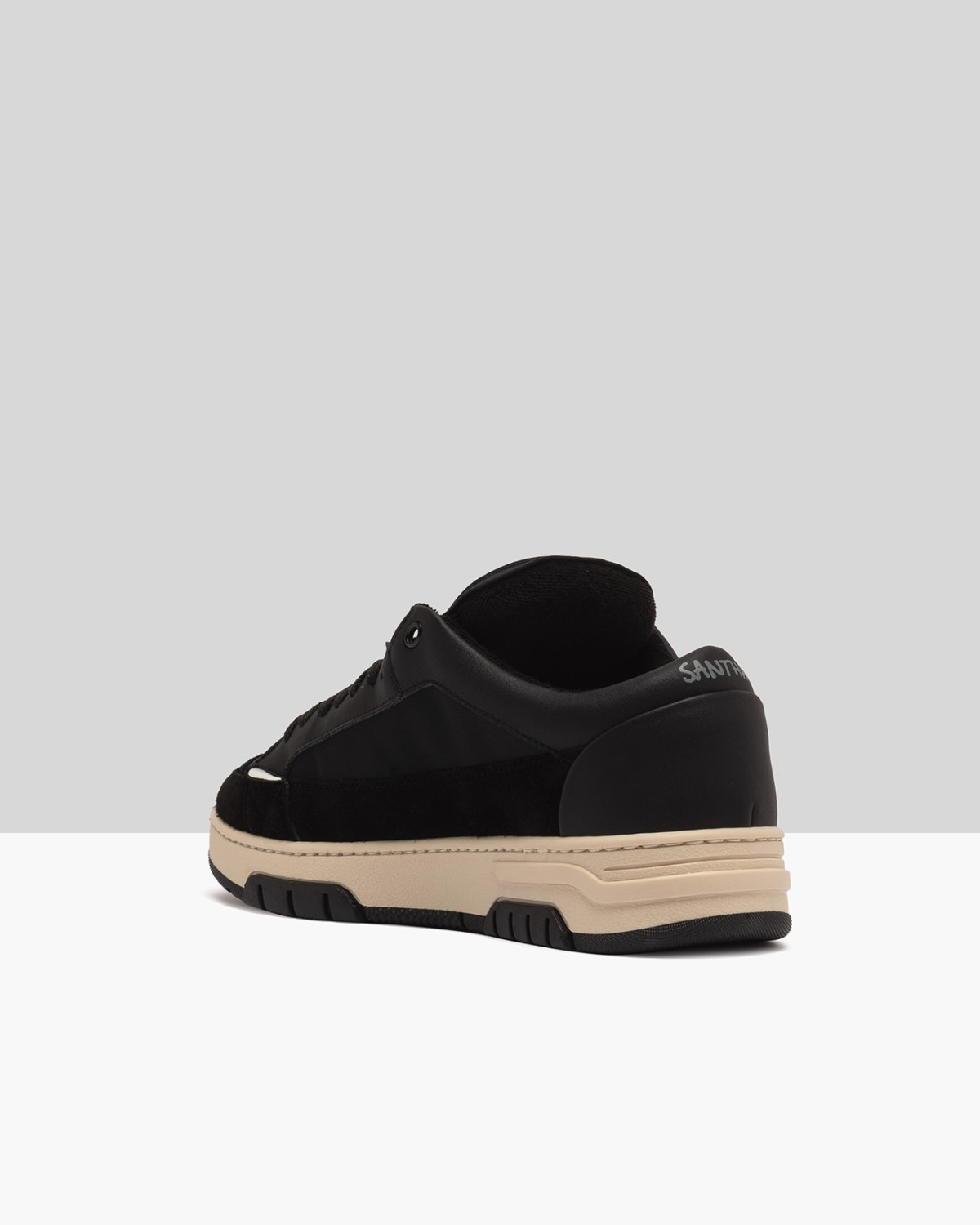 SANTHA: SANTHA MODEL 1 CUT SPORTY BLACK