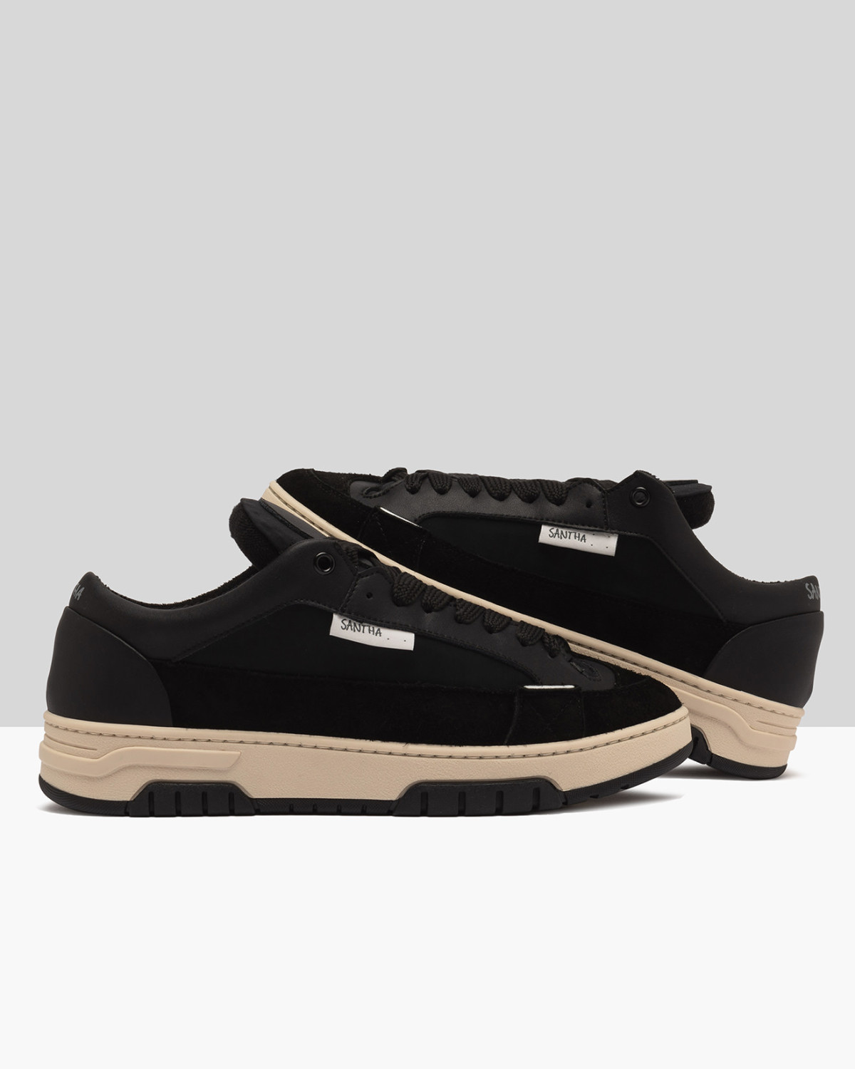 SANTHA: SANTHA MODEL 1 CUT SPORTY BLACK