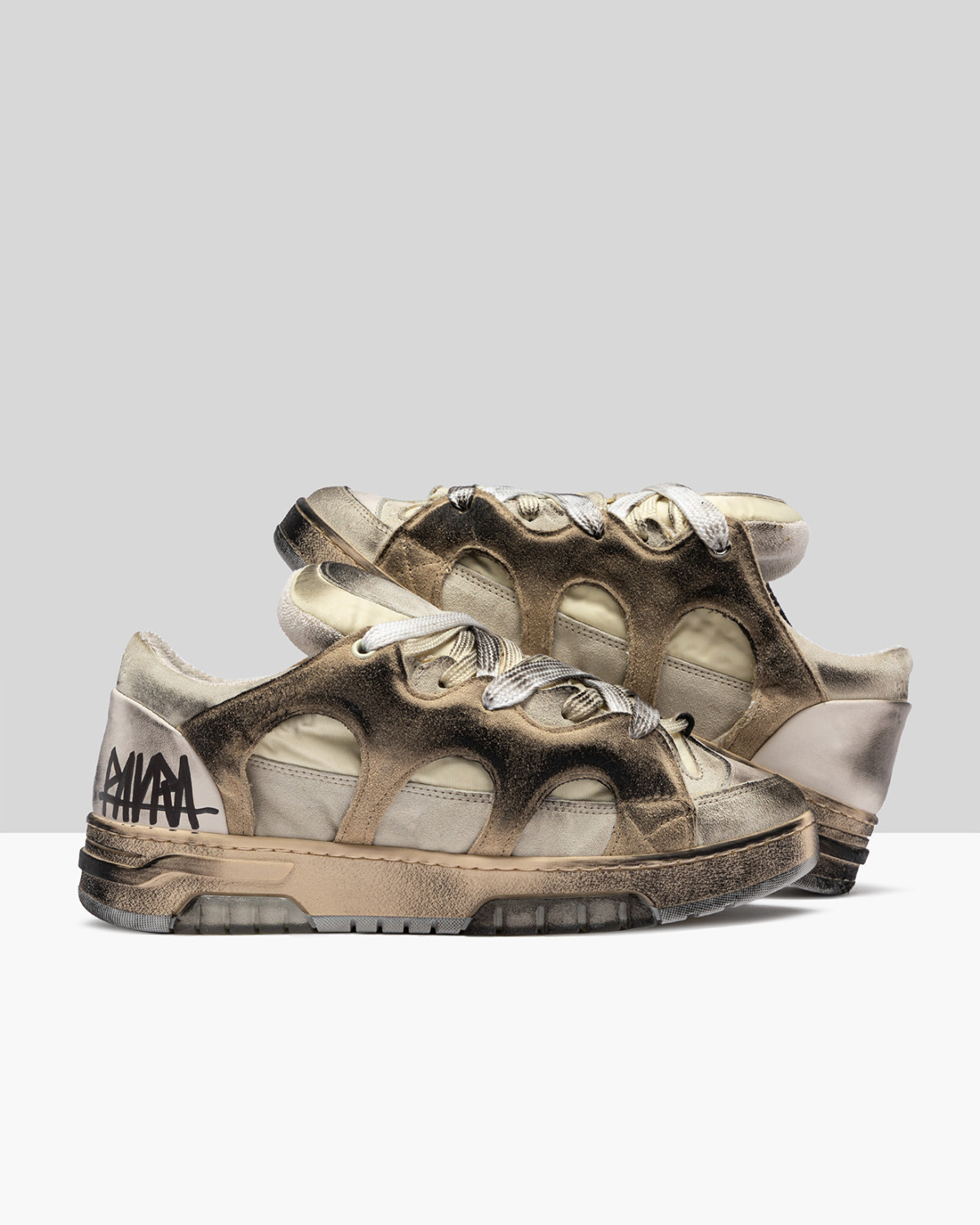 SANTHA: SANTHA MODEL 1 DESTROYED GRAY