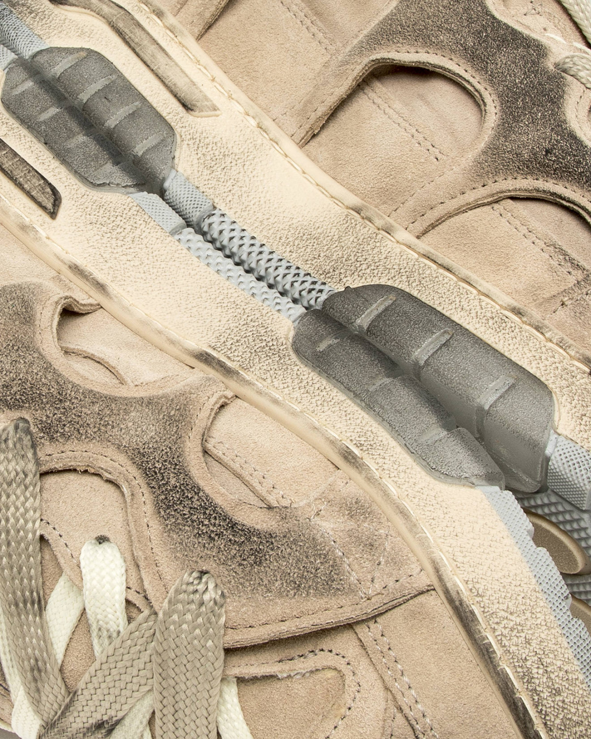 SANTHA: SANTHA MODEL 1 DESTROYED LIGHT-SAND