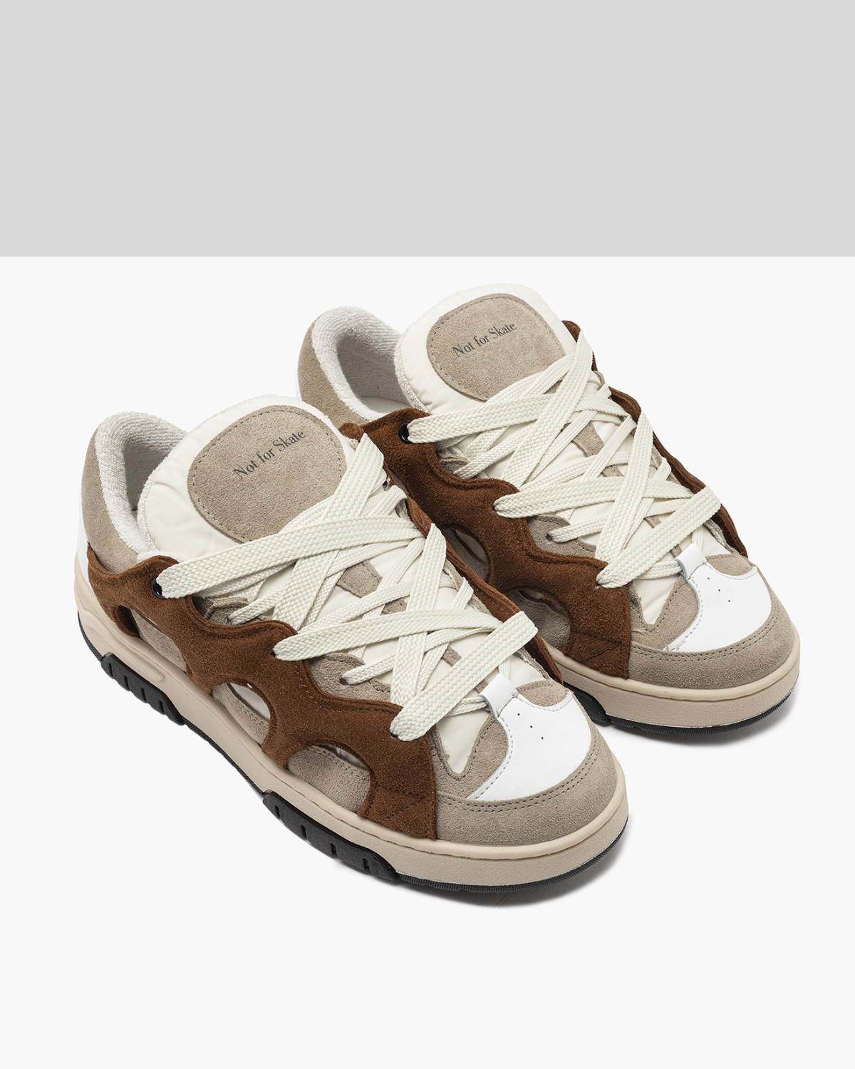 SANTHA: SANTHA MODEL 1 ORIGINAL CREAM-BROWNIE 