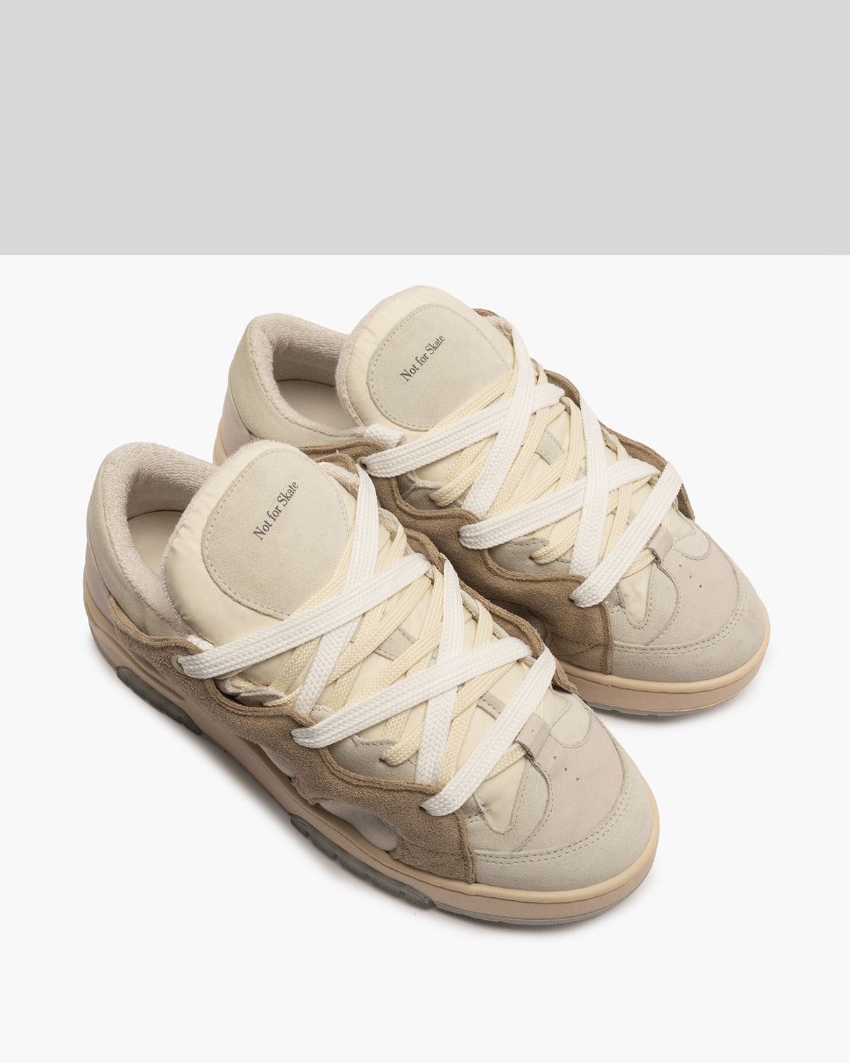 SANTHA: SANTHA MODEL 1 ORIGINAL CREAM-OFF WHITE
