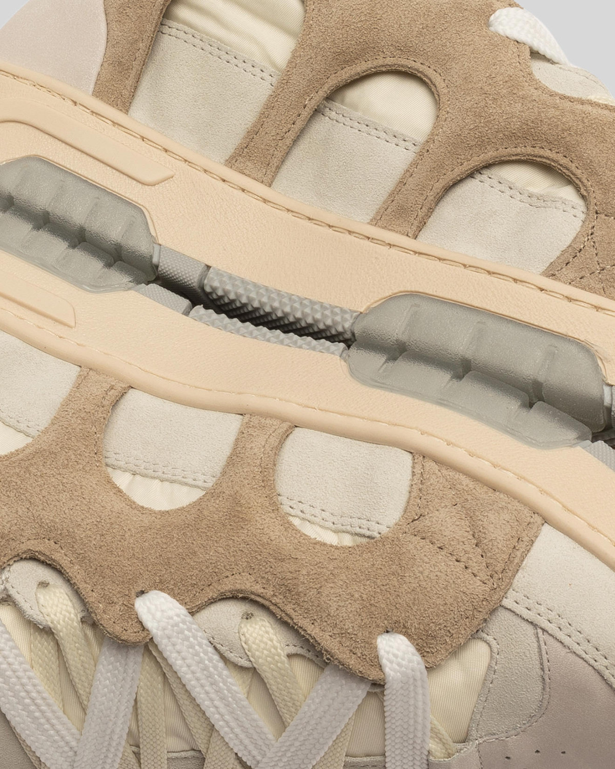 SANTHA: SANTHA MODEL 1 ORIGINAL CREAM-OFF WHITE