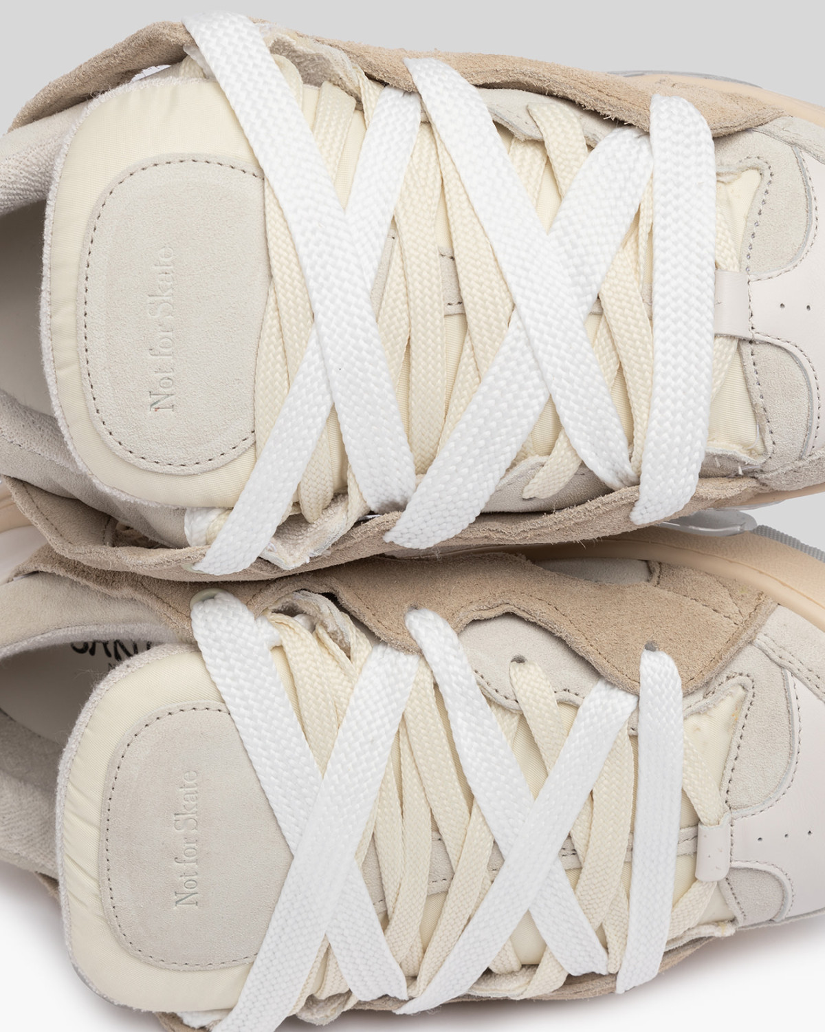 SANTHA: SANTHA MODEL 1 ORIGINAL CREAM-OFF WHITE