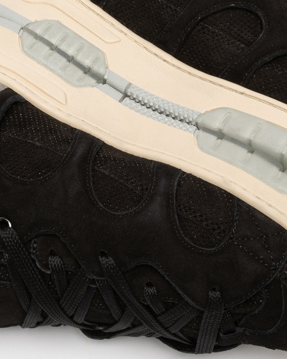 SANTHA: SANTHA MODEL 1 PERFORATED BLACK