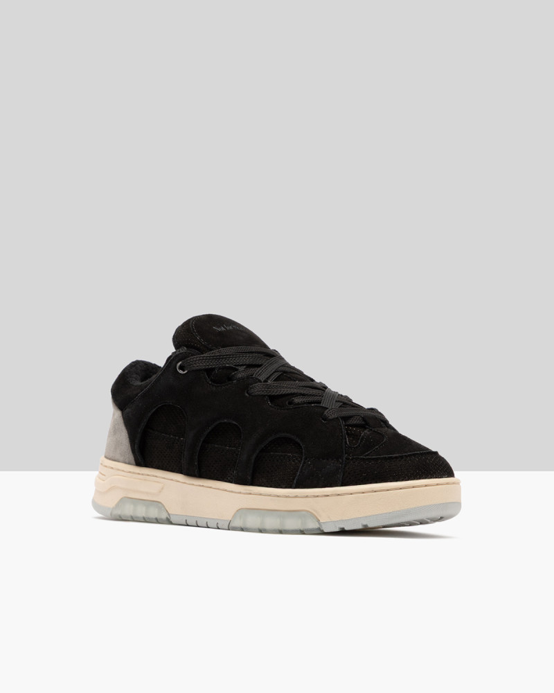 SANTHA MODEL 1 PERFORATED BLACK