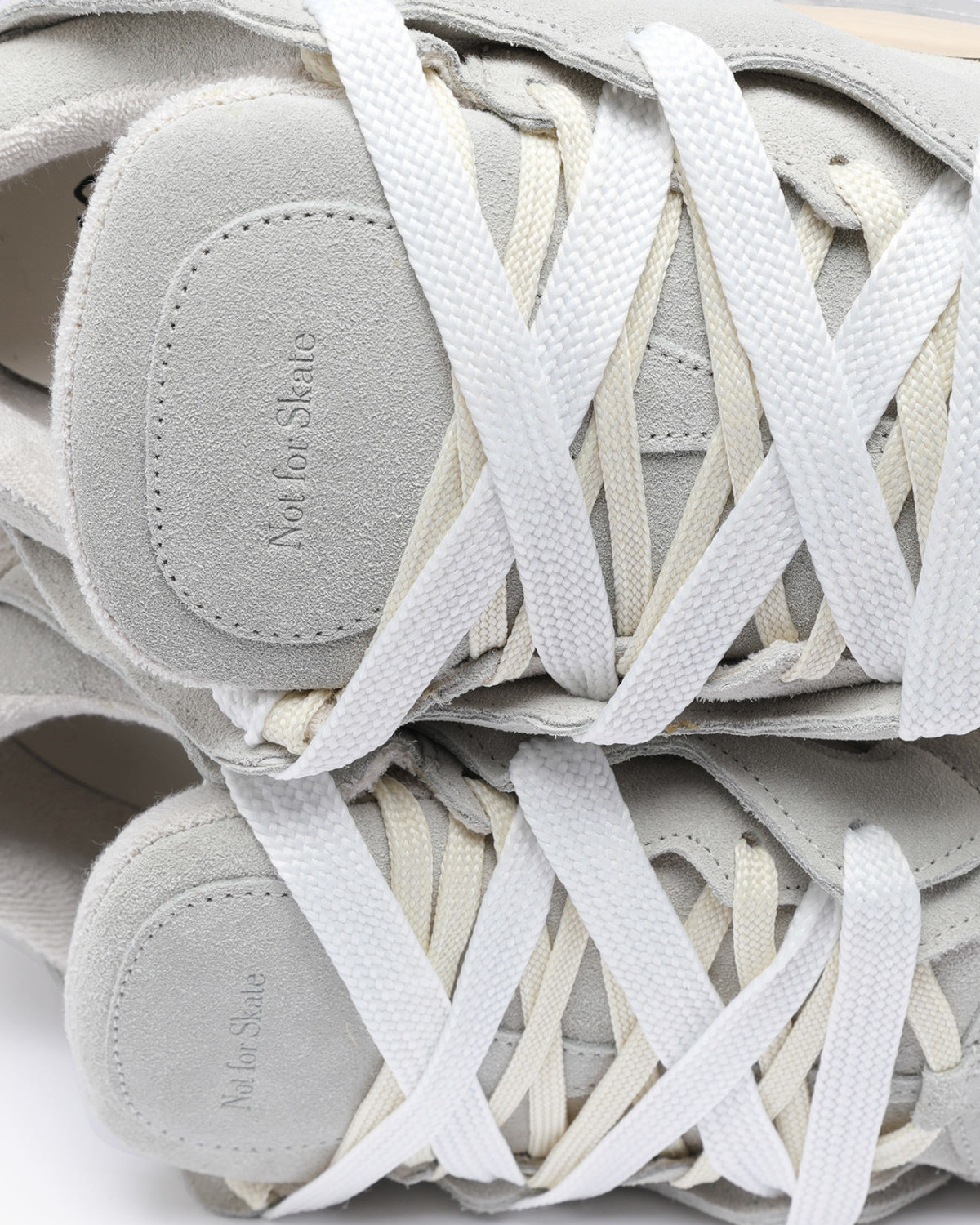 SANTHA: SANTHA MODEL 1 SUEDE LIGHT-GREY