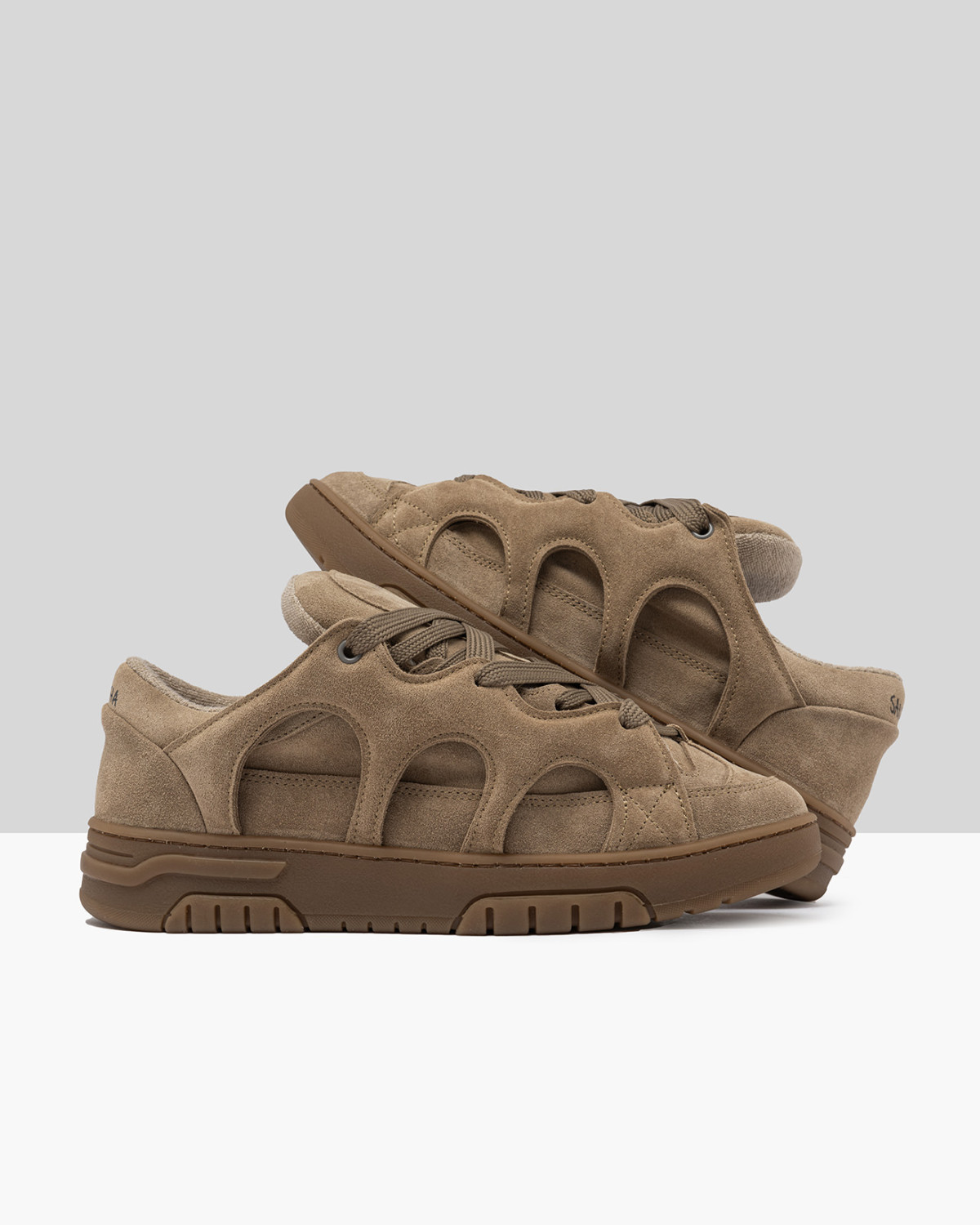 SANTHA: SANTHA MODEL 1 TOTAL SUEDE SAND 
