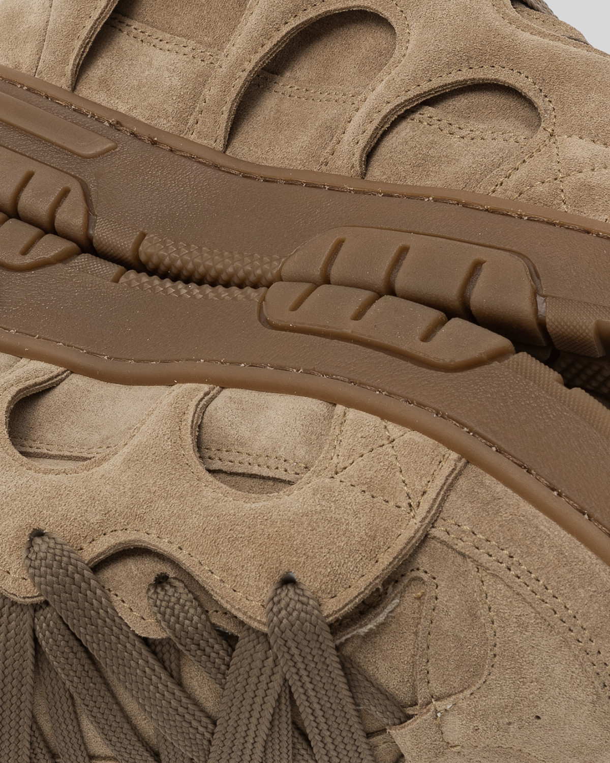 SANTHA: SANTHA MODEL 1 TOTAL SUEDE SAND 