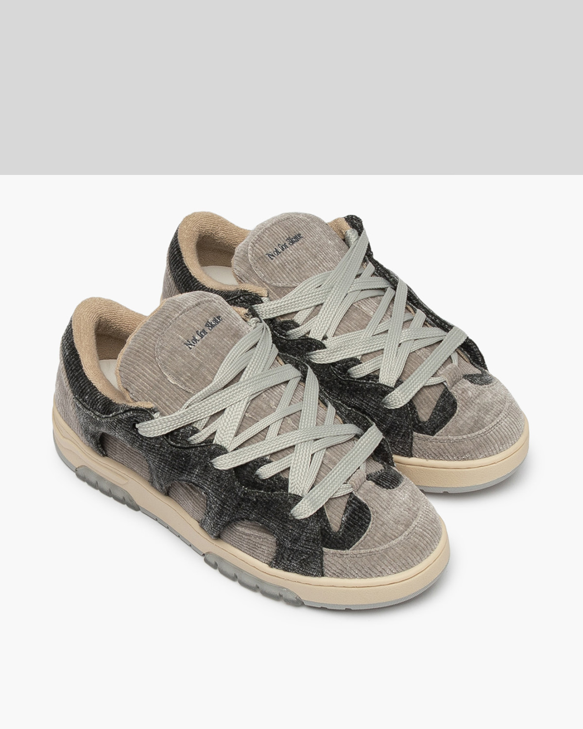 SANTHA: SANTHA MODEL 1 VELVET GRAY