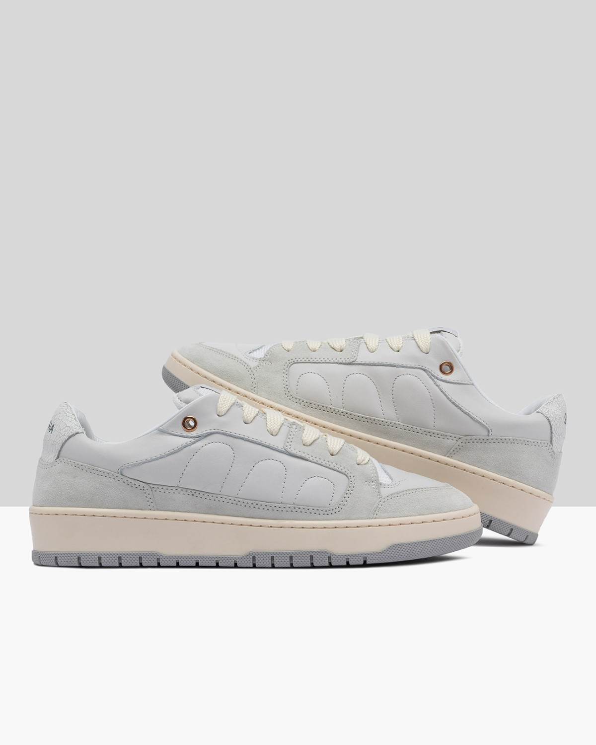 SANTHA: SANTHA MODEL 2 LEATHER WHITE 