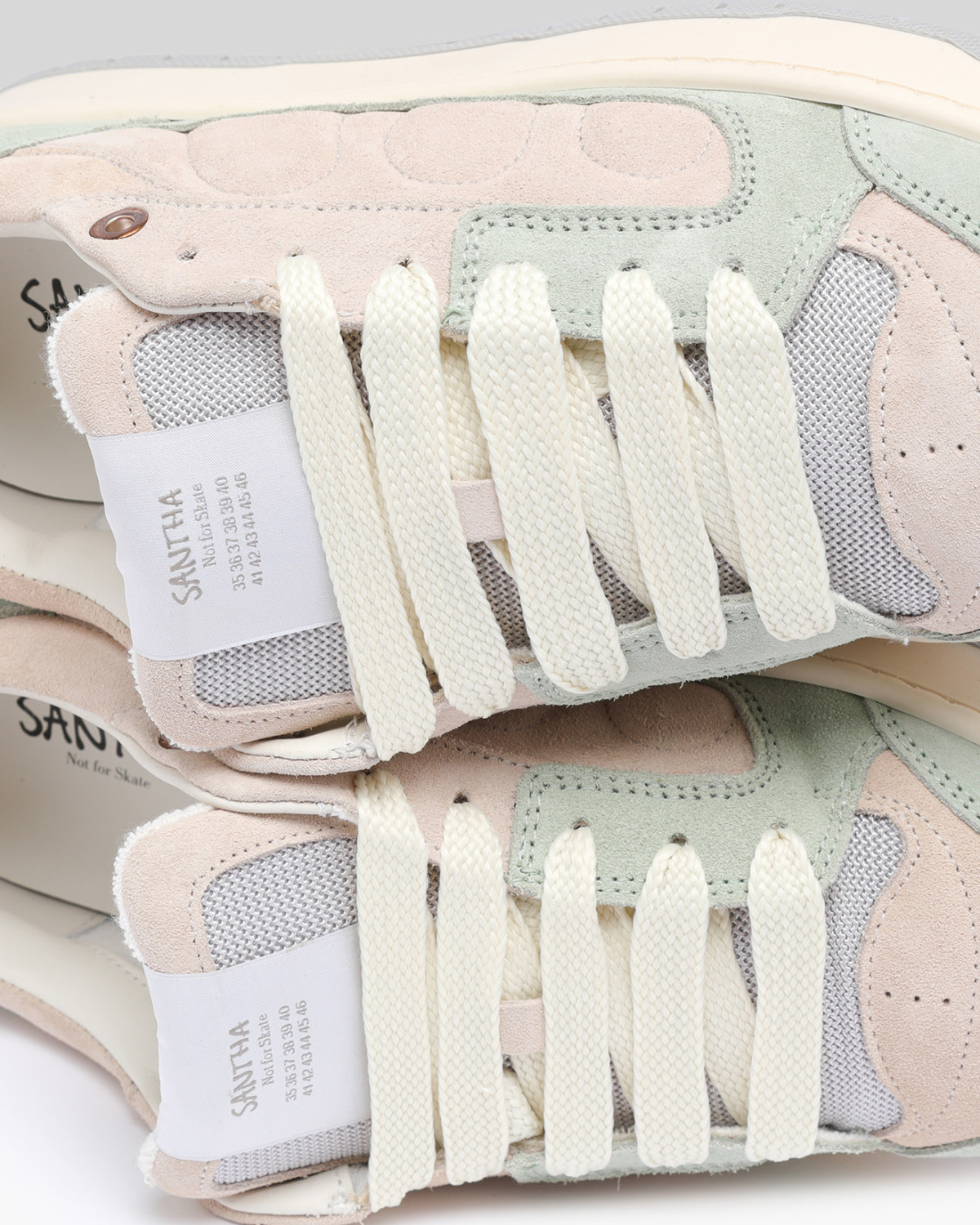 SANTHA: SANTHA MODEL 2 SUEDE MINT
