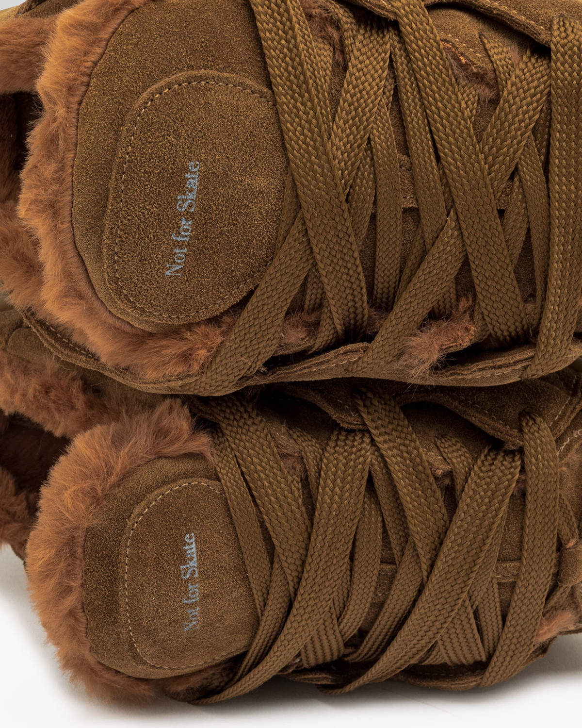 SANTHA: SANTHA MODEL 2 SUEDE MINT