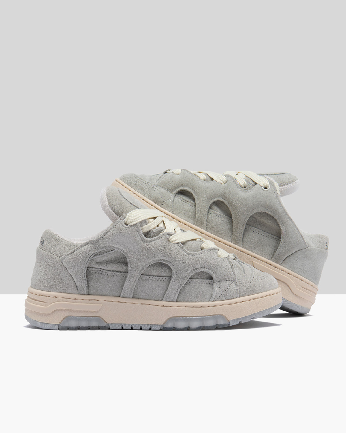 SANTHA: SANTHA MODEL 1 SUEDE LIGHT-GREY